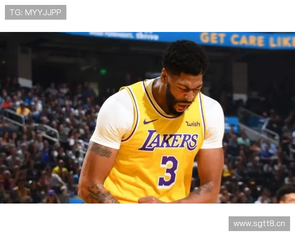 戴维斯称被湖人交易前毫不知情